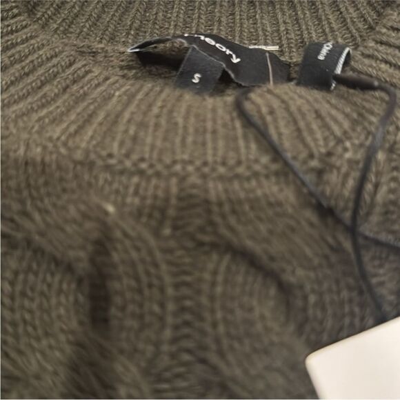 NWT Theory Cable Sweater - Picture 5 of 6